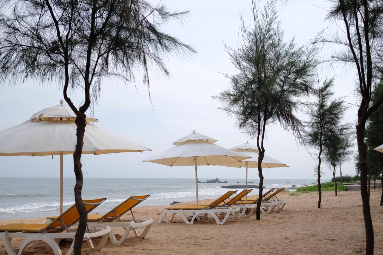 Private Villa At Oceanami Resort Phuochai 외부 사진