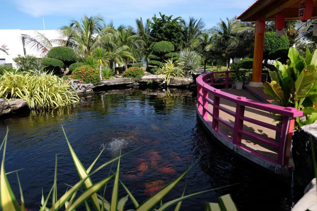 Private Villa At Oceanami Resort Phuochai 외부 사진