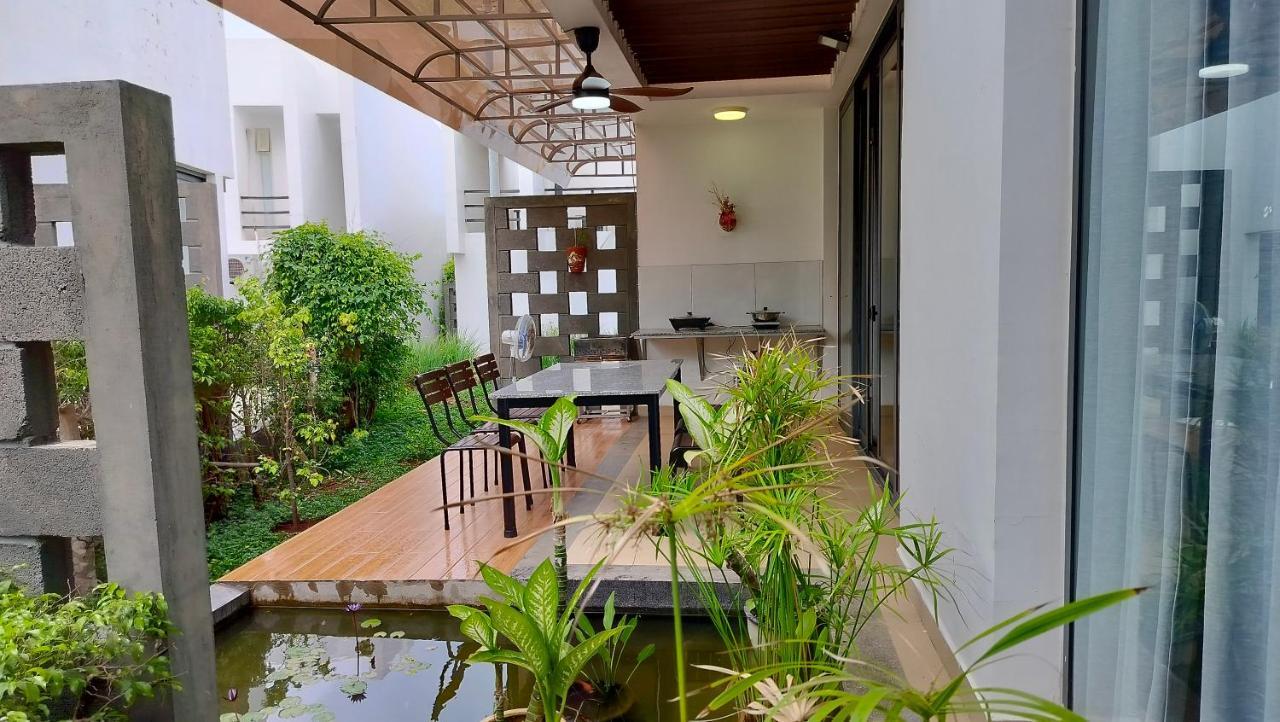 Private Villa At Oceanami Resort Phuochai 외부 사진